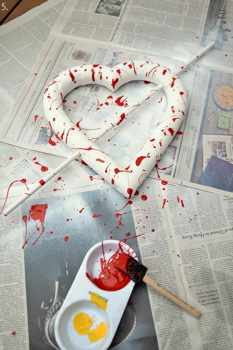 Tattooed Martha - Bloody Valentine Heart Wreath (3)