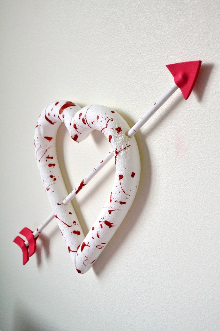 Tattooed Martha - Bloody Valentine Heart Wreath (7)