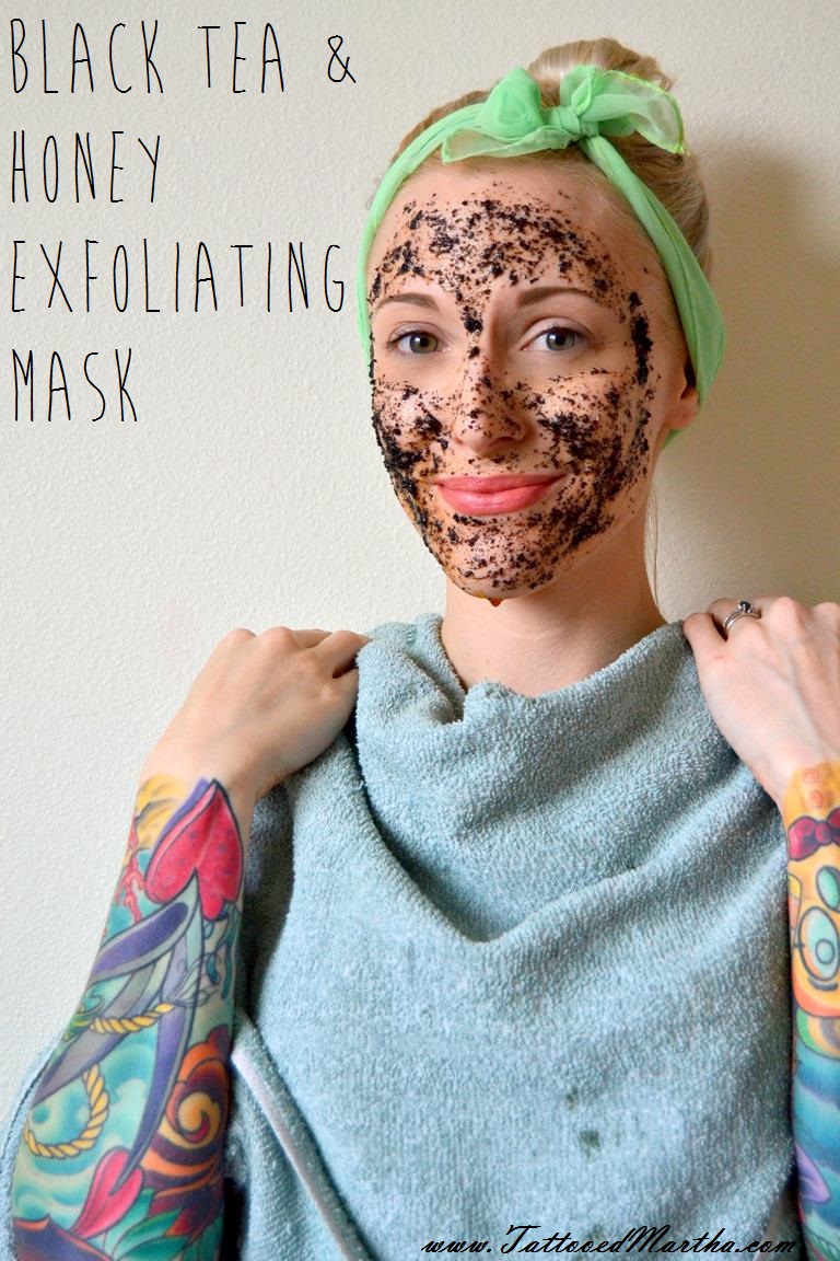 Black Tea and Honey Exfoliating Mask