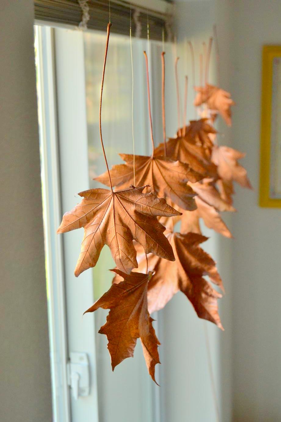 Floating Fall Leaves Garland