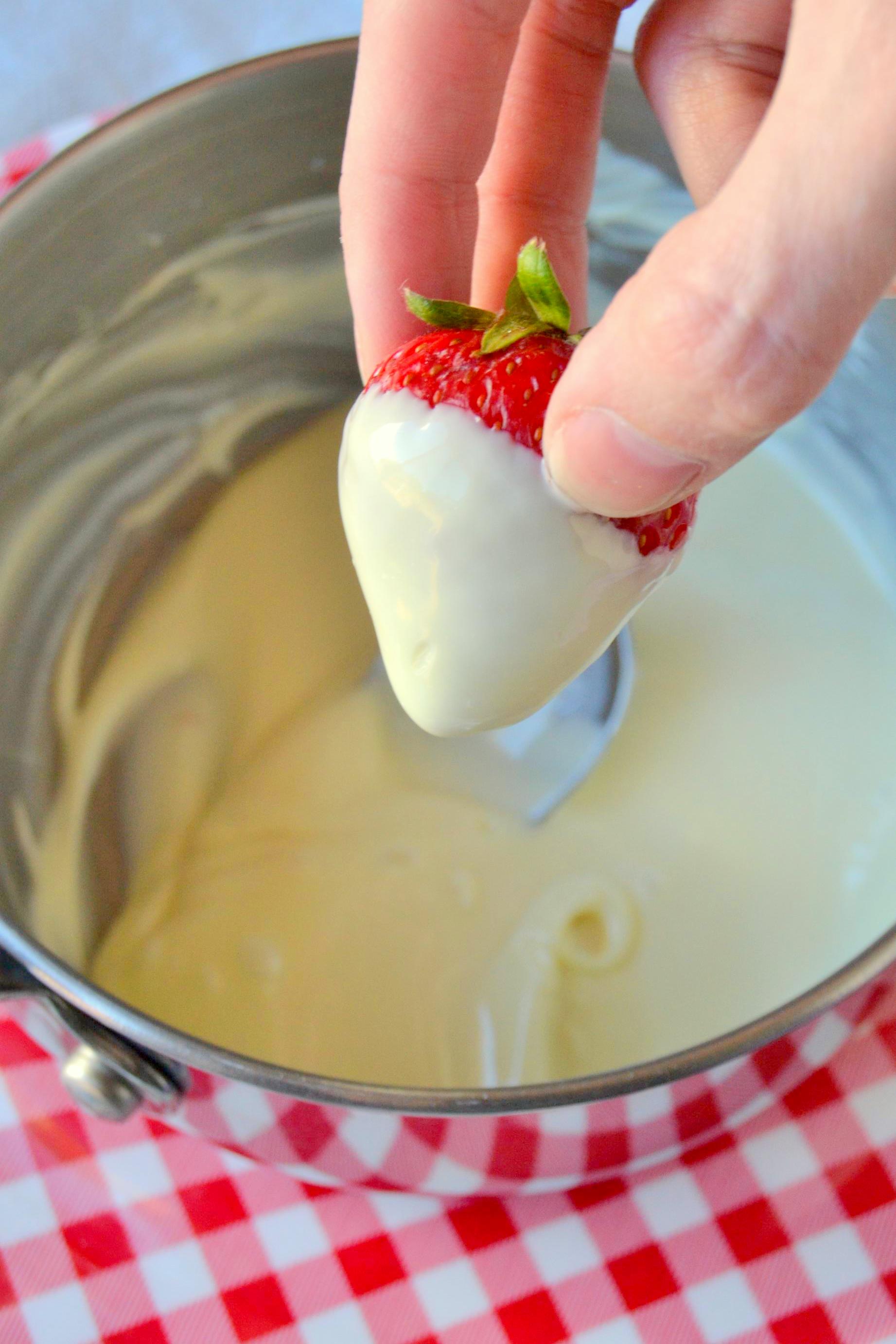 White Chocolate and Sprinkle Covered Strawberries Fair Robin Revival