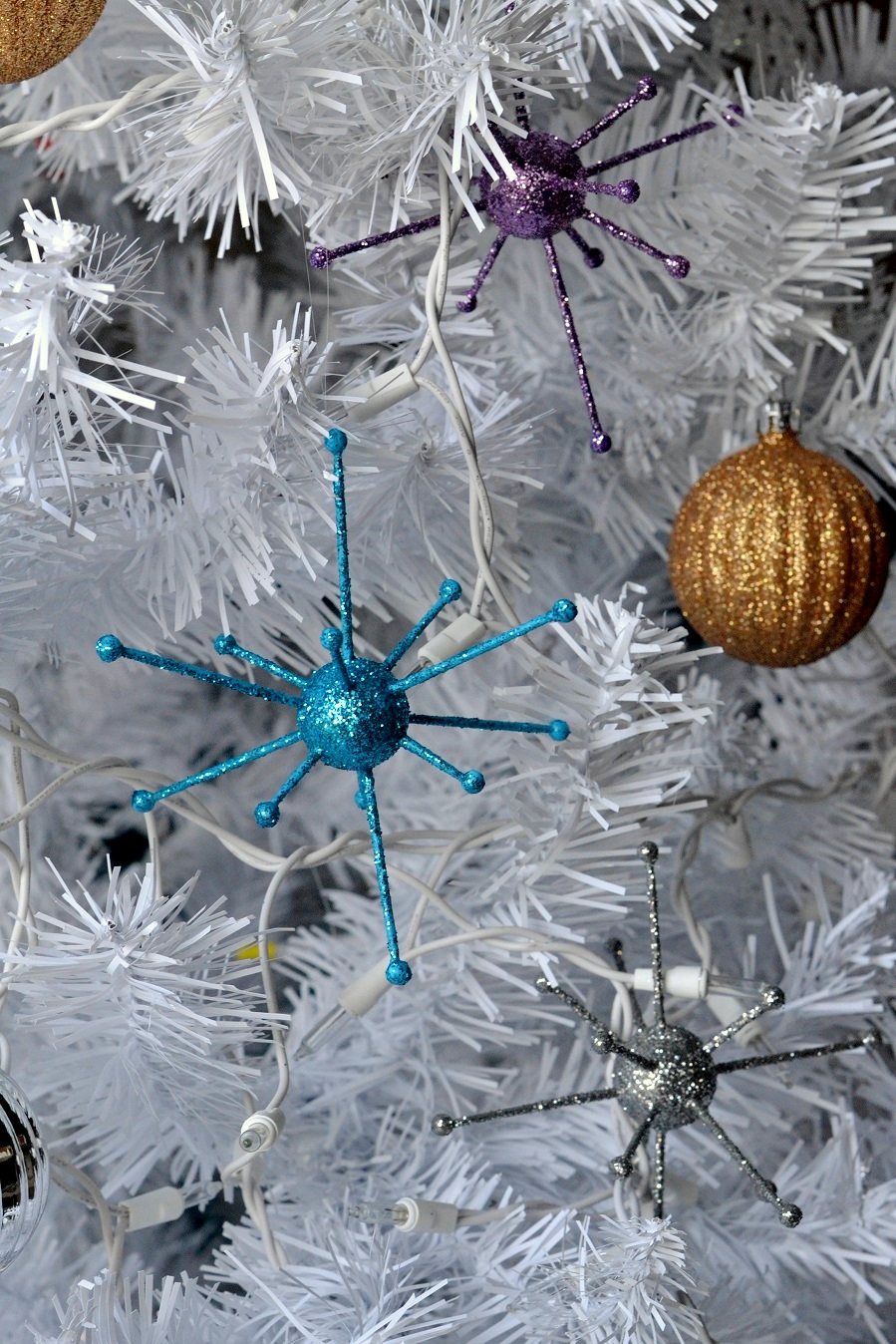 DIY Retro Atomic Starburst Ornaments