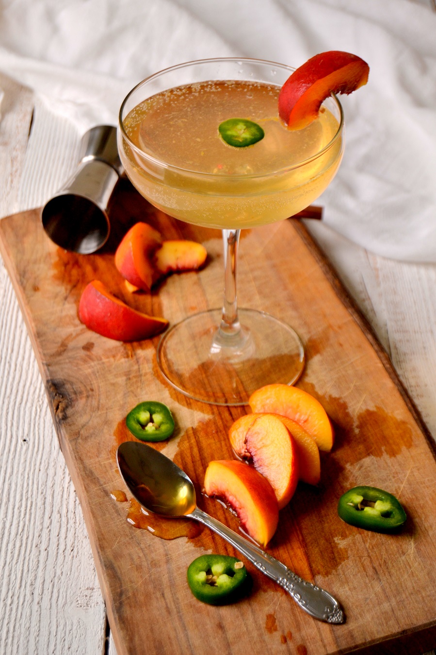 Spicy Jalapeño Peach Cocktail